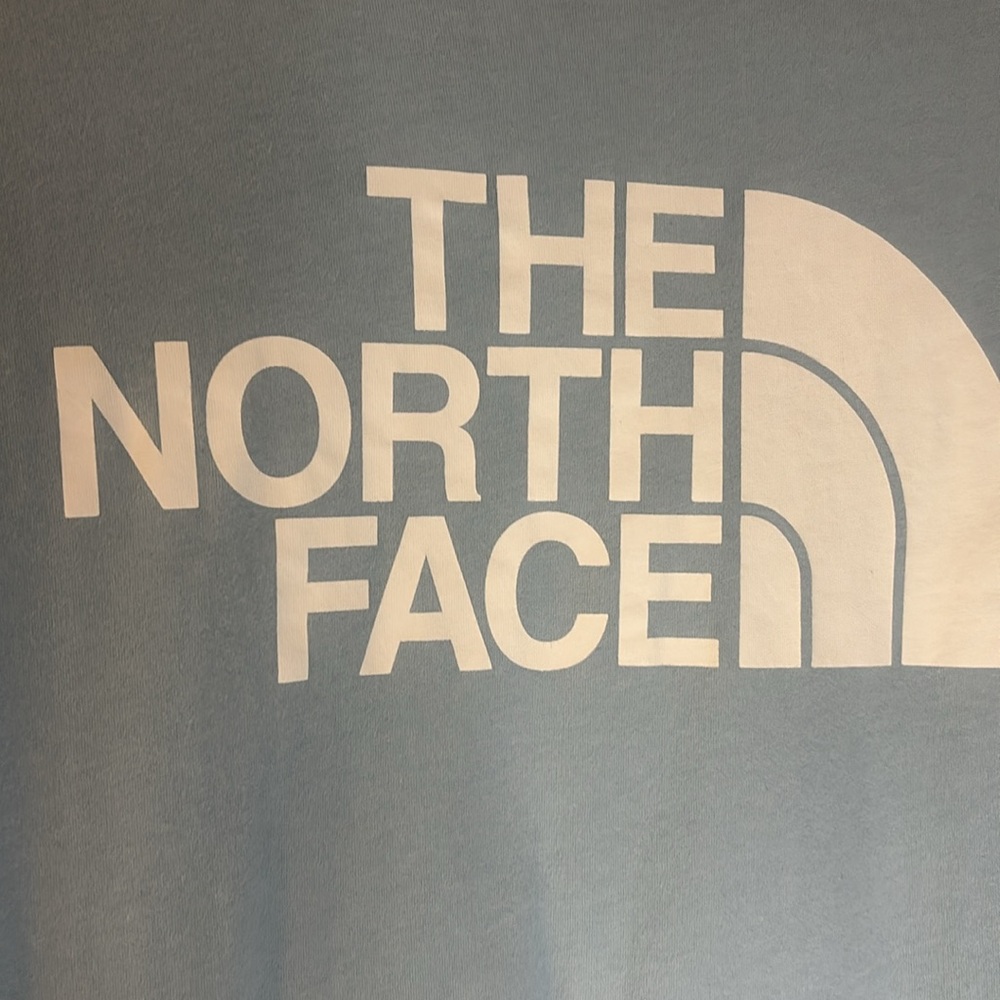 The North Face Long Sleeve Tshirt - Picture 2 of 3